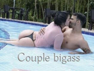 Couple_bigass