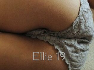 Ellie_19