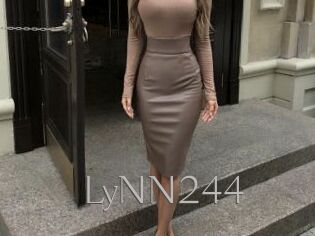 LyNN244