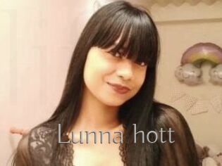 Lunna_hott