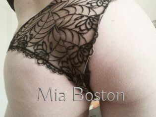 Mia_Boston