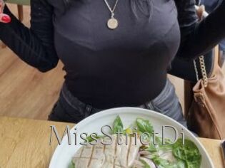 MissStrictDi