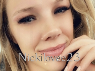 Nickilovee23