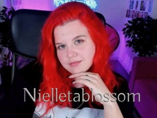 Nielletablossom