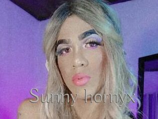 Sunny_hornyx