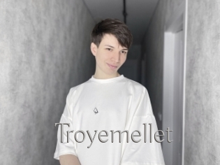 Troyemellet